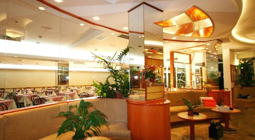 Hotel Zurigo Rímini Exterior foto